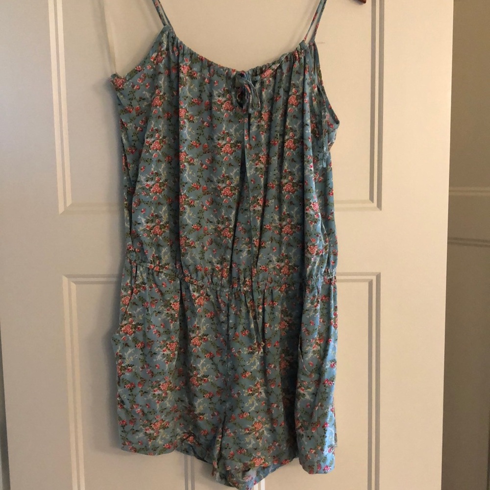 Floral Romper Forever 21 with Pockets